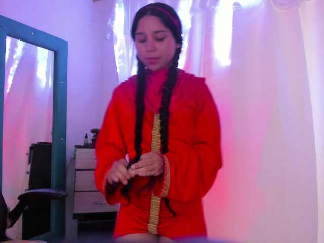 Milly-Way live cam preview