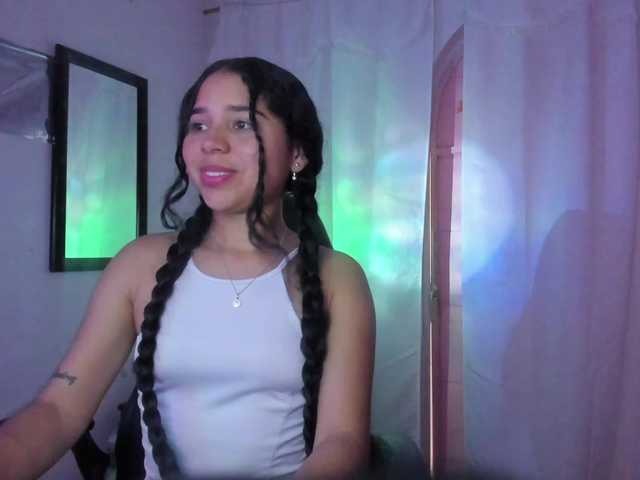 Milly-Way live cam on BongaCams