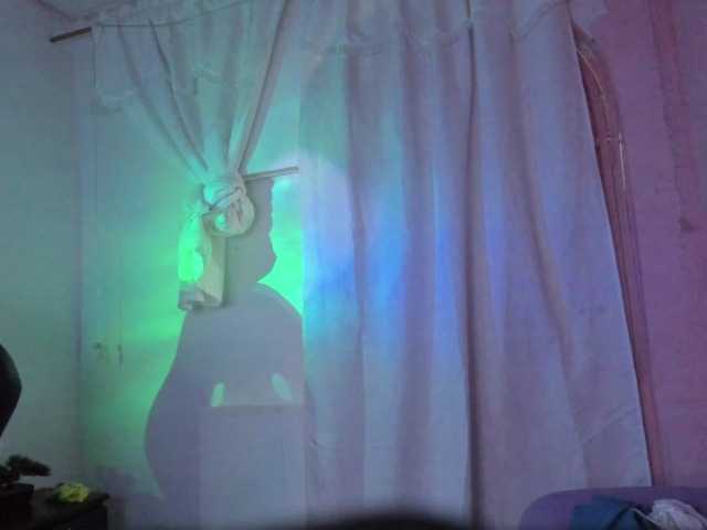milly-way live sex show