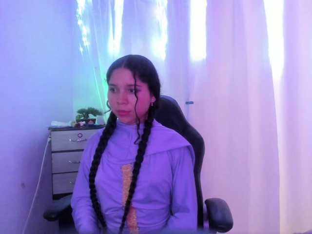 Milly-Way live cam preview