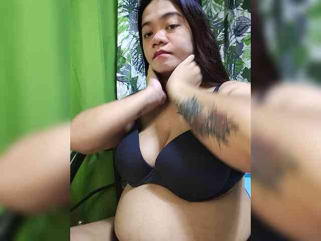 xxPinayBigBoobs webcam
