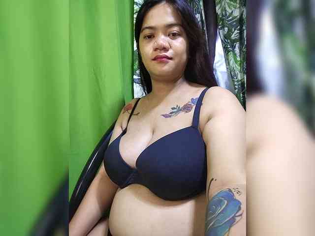 xxPinayBigBoobs webcam