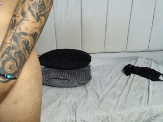 DelphineBella Porn Show
