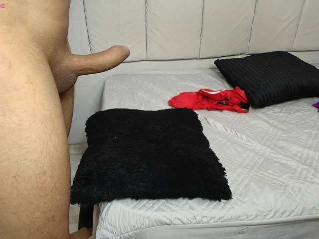 DelphineBella live cam on BongaCams