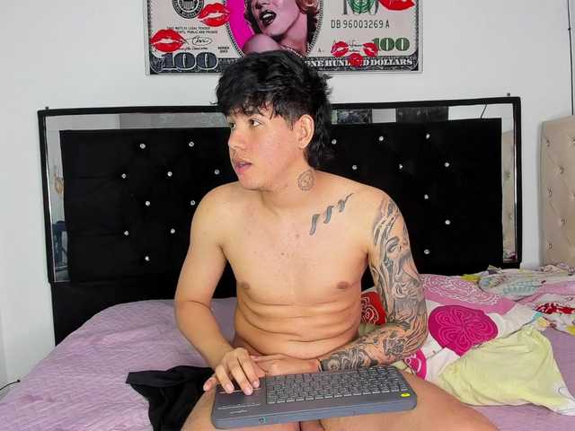 DelphineBella live cam on BongaCams