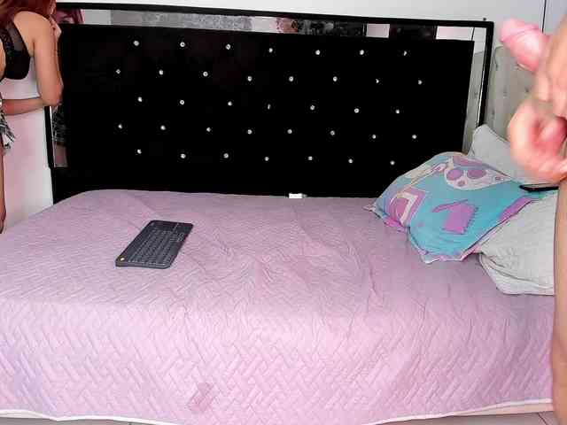 DelphineBella webcam