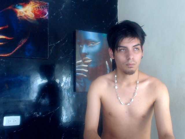 TheShamefulBoys live cam preview