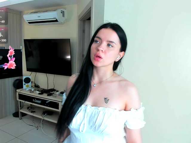 evelyne-xx live webcam show