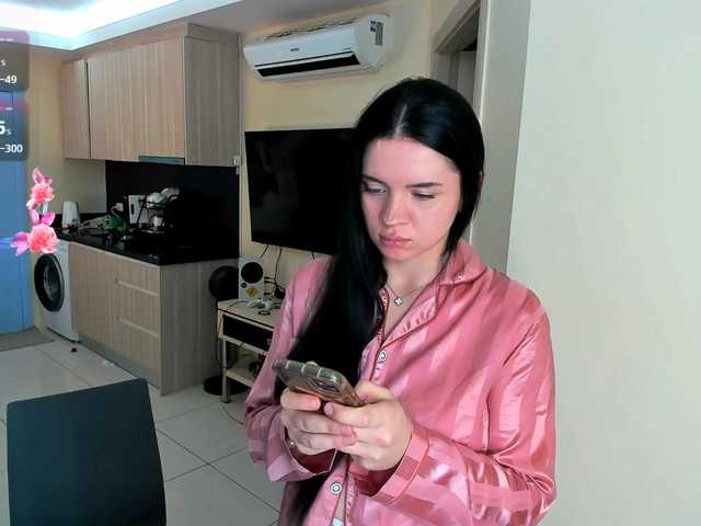 evelyne-xx live sex show