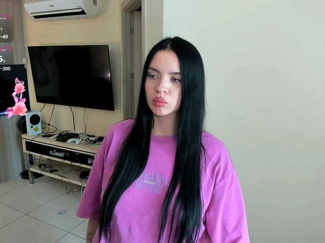 evelyne-xx live webcam show