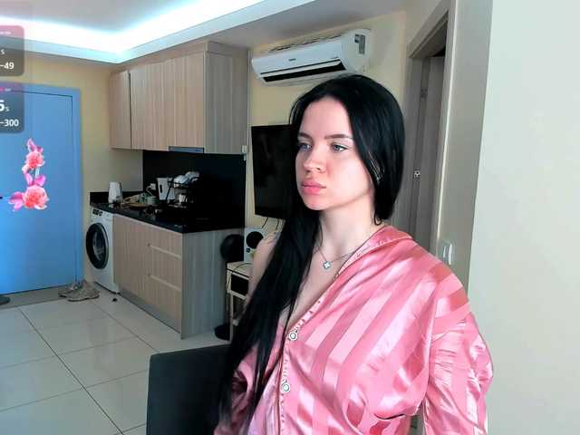 evelyne-xx live webcam show