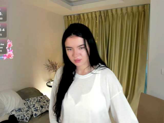 evelyne-xx live cam on BongaCams