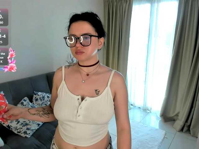 evelyne-xx live cam preview
