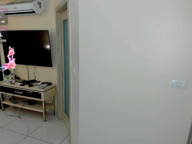 evelyne-xx live webcam show