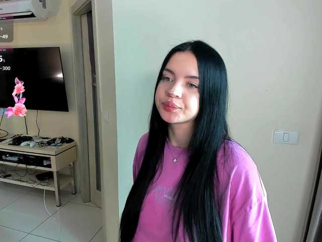 evelyne-xx live cam on BongaCams