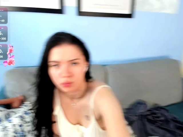 evelyne-xx live cam on BongaCams