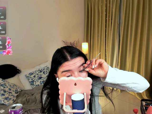 evelyne-xx live cam on BongaCams