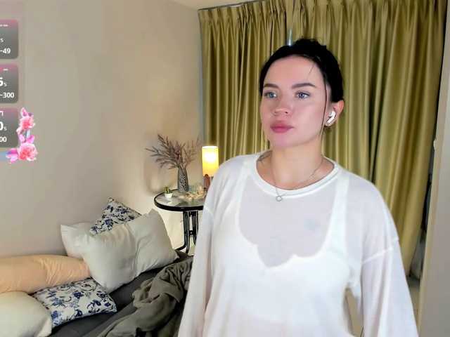 evelyne-xx, en directo ahora en BongaCams
