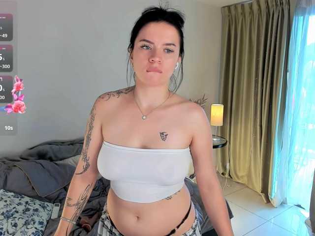 Evelyne-xx live cam