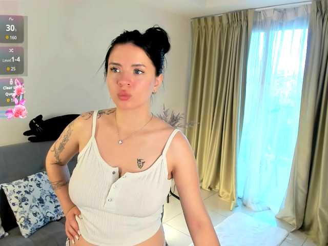evelyne-xx live cam