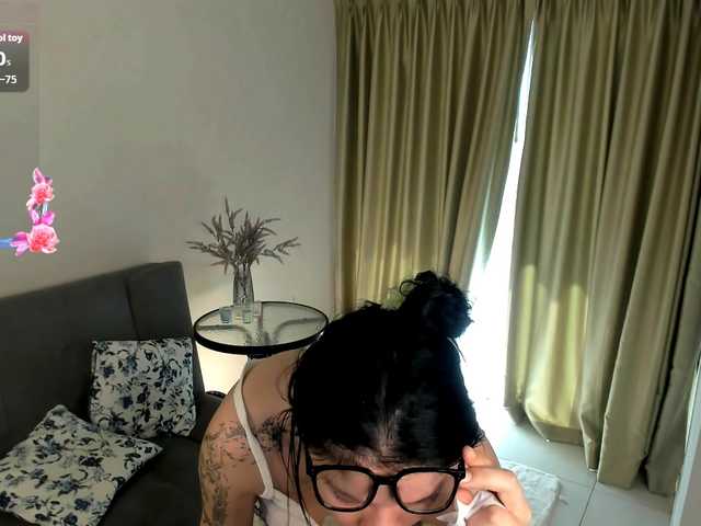 evelyne-xx live cam preview