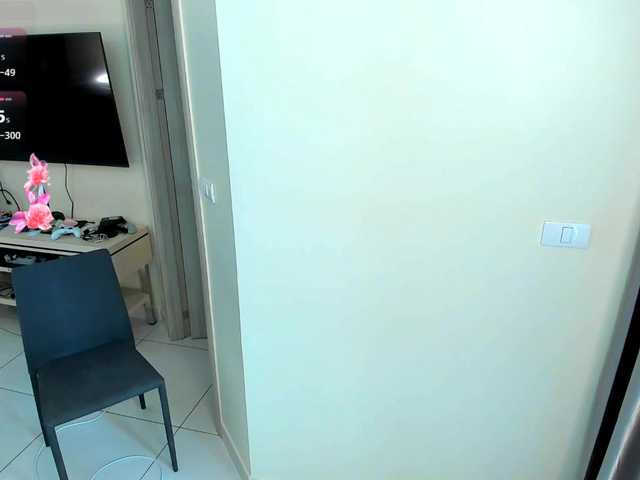 evelyne-xx live webcam show