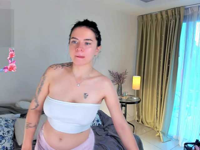 evelyne-xx