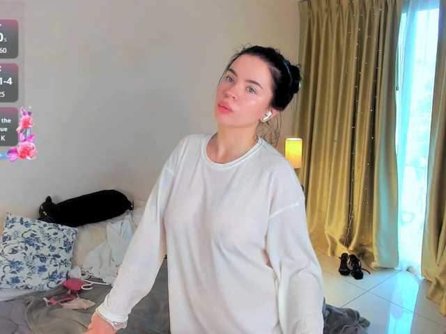 evelyne-xx live cam on BongaCams