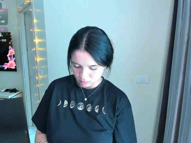 evelyne-xx webcam
