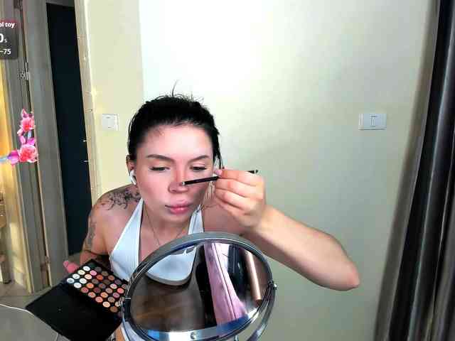 evelyne-xx webcam