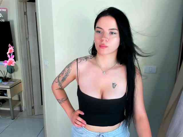 evelyne-xx evelyne-xx