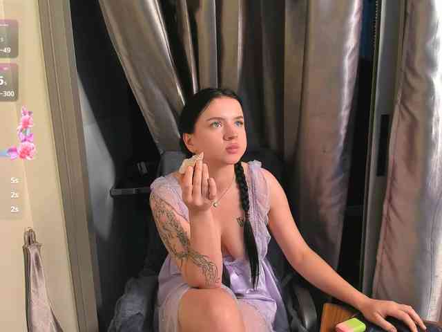 evelyne-xx webcam