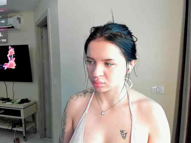 evelyne-xx webcam