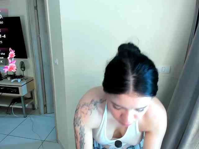 evelyne-xx webcam