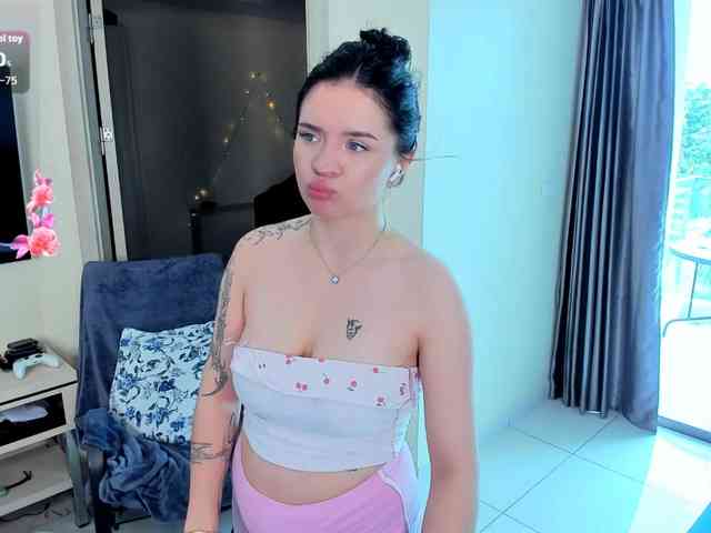 evelyne-xx webcam