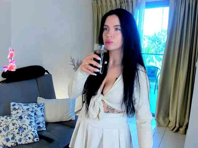 evelyne-xx