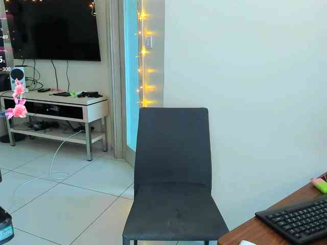 evelyne-xx webcam