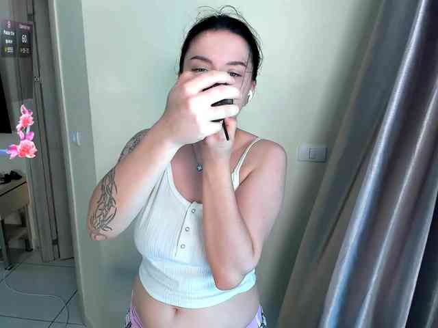evelyne-xx webcam
