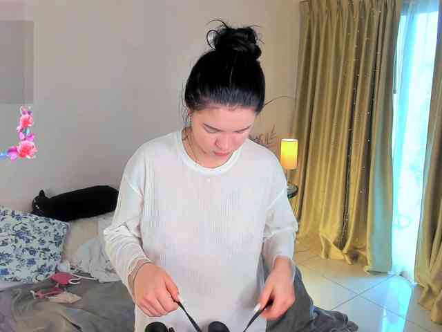 evelyne-xx