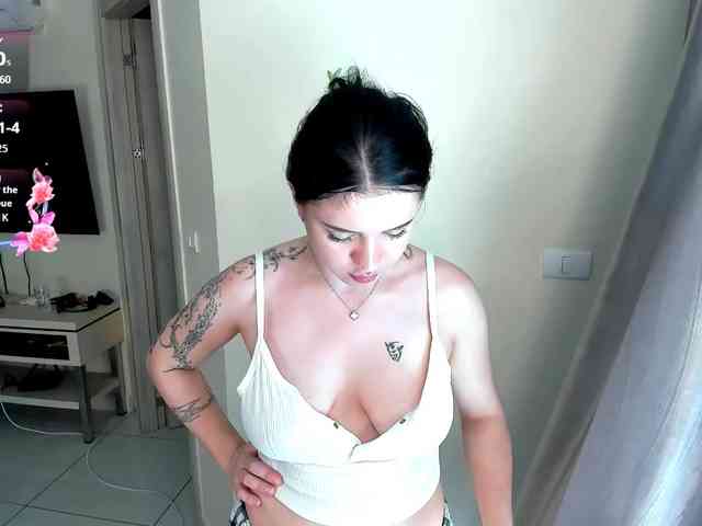 evelyne-xx webcam