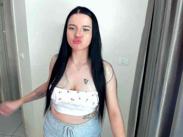 evelyne-xx
