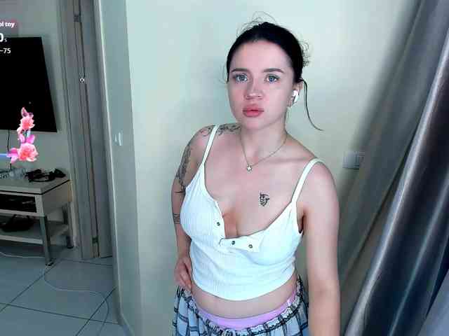 evelyne-xx webcam