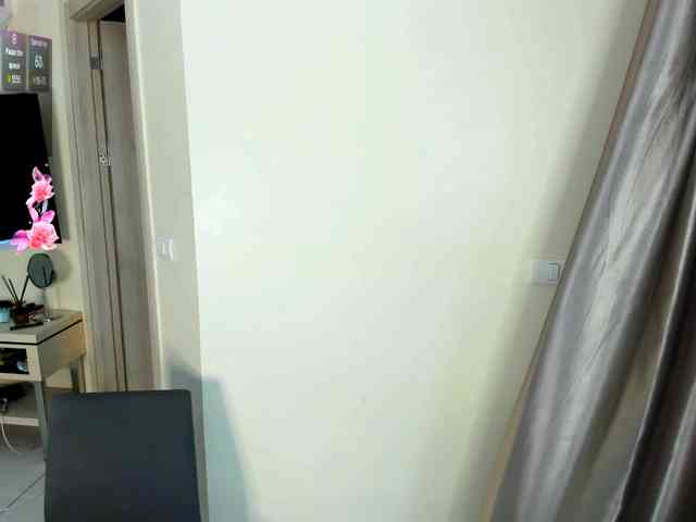 evelyne-xx webcam