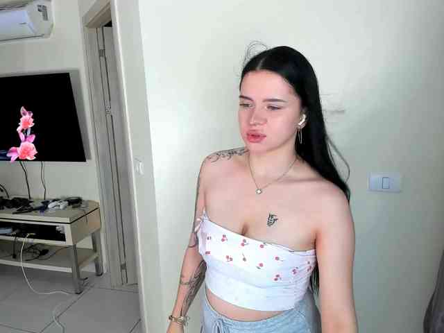 evelyne-xx webcam