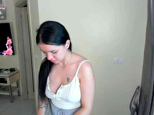 evelyne-xx webcam