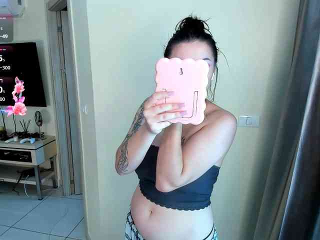 evelyne-xx webcam
