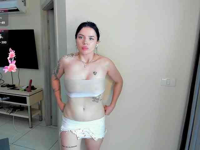 evelyne-xx webcam