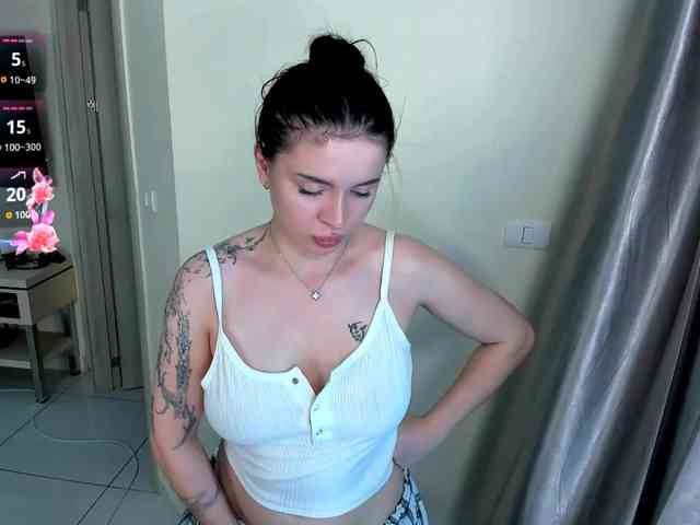 evelyne-xx webcam