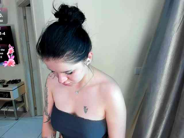 evelyne-xx webcam