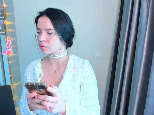 evelyne-xx webcam